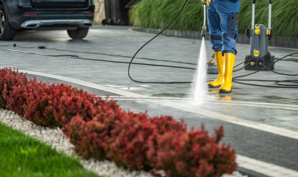 Professional Pressure Washing Services in Friendswood, TX